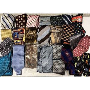Lot Of 23 Men's Neckties Reseller New & Used Mix Zegna Jos. A Boss Polo RL IZOD